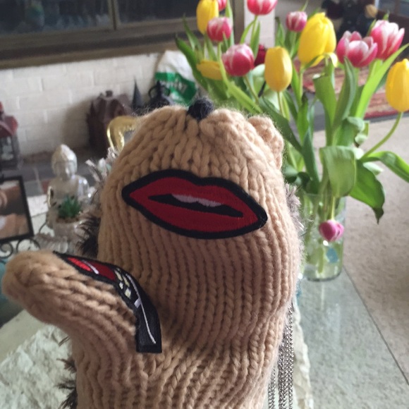 πSOLDπSilly & Warm Hedgehog Mittens/Puppets π¦ - Picture 3 of 8